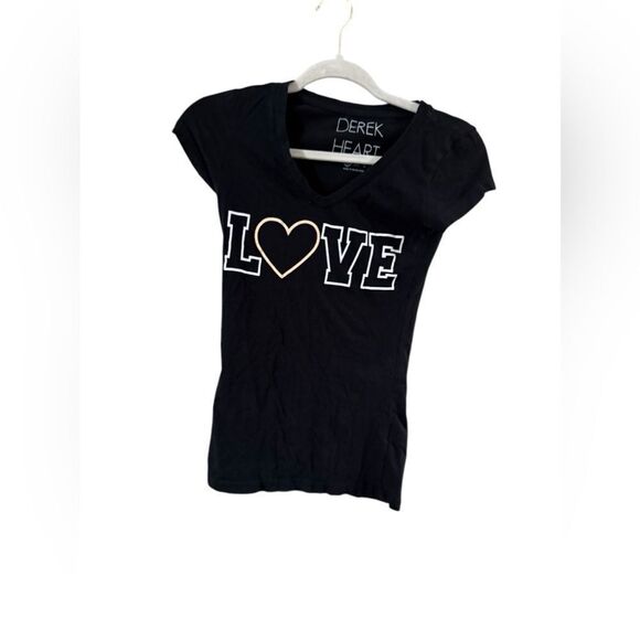 Derek Heart Black Short Sleeve V Neck T-Shirt Small - Picture 1 of 6